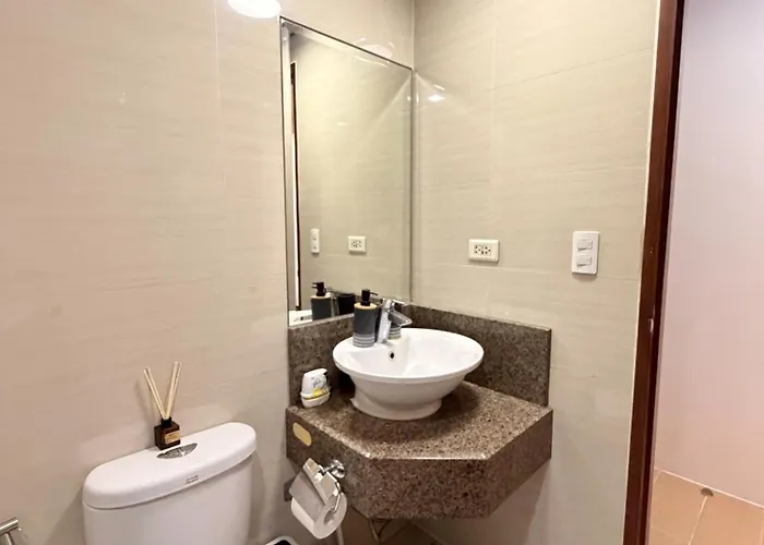Kozy Mood Aparthotel Manila